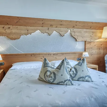 Brunet - The Dolomites Hotel Fiera Di Primiero